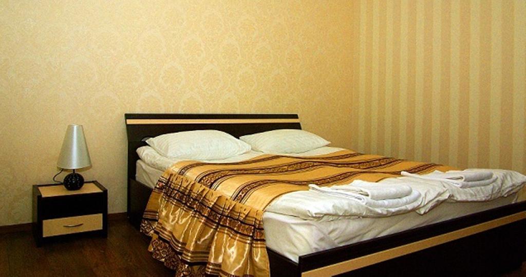 Hotel Deluxe Horodenka Luaran gambar